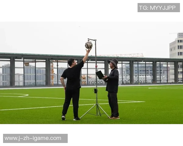 室外足球场建设与维护的全面指南及注意事项解析 室外足球场建设与维护的全面指南及注意事项解析